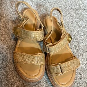 Crown Vintage Sandal